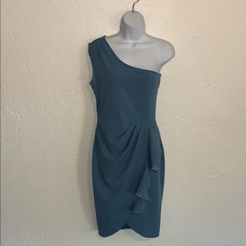One-Shoulder Blue Ruffle Dress